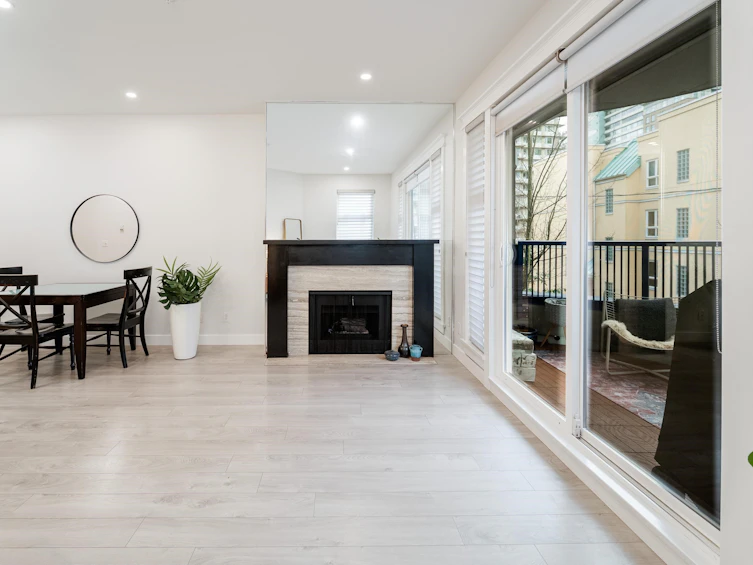 212-1924 Comox Street, Vancouver, BC, V6G 1R4 - 6