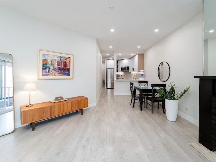 212-1924 Comox Street, Vancouver, BC, V6G 1R4 - 7