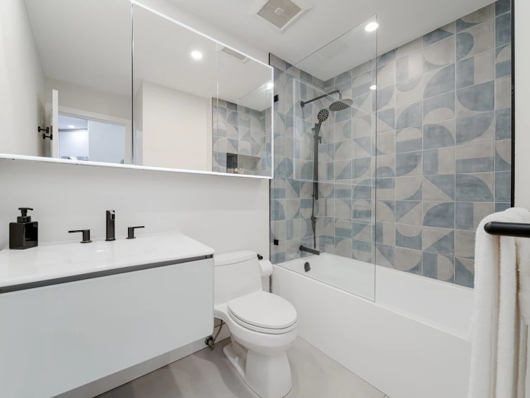212-1924 Comox Street, Vancouver, BC, V6G 1R4 - 19