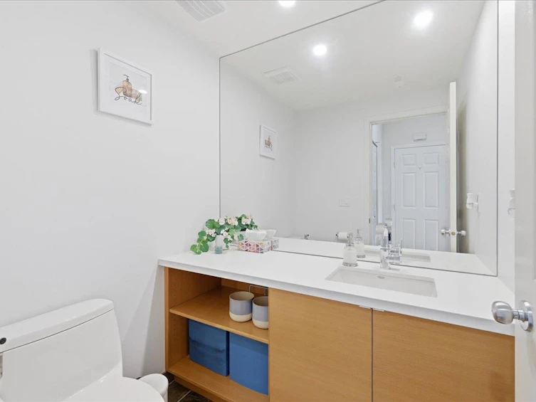 21-15 Forest Park Way, Port Moody, BC, V3H 5G7 - 21