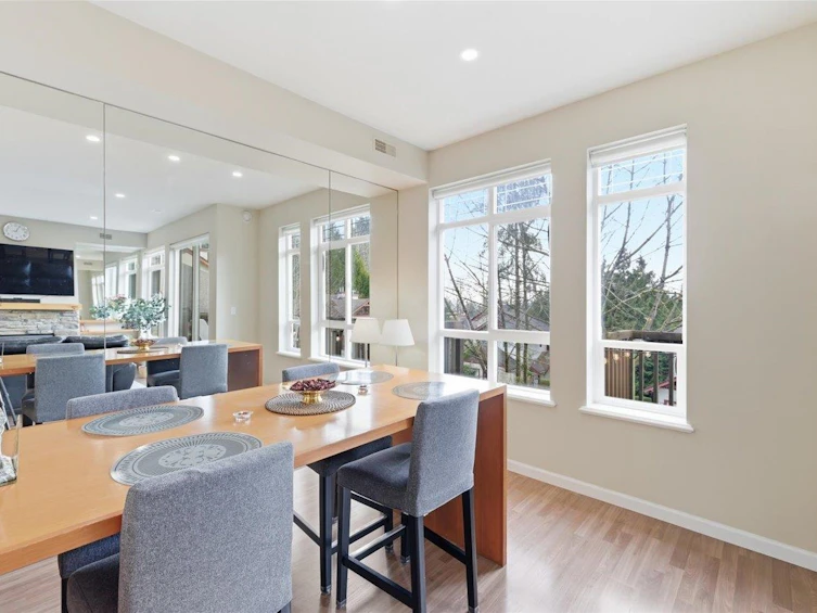 21-15 Forest Park Way, Port Moody, BC, V3H 5G7 - 5
