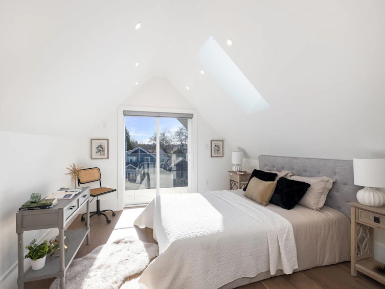 2334 E 5th Avenue, Vancouver, BC, V5N 1N1 - 17