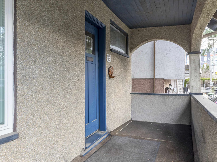 3968 Fleming Street, Vancouver, BC, V5N 3W3 - 3