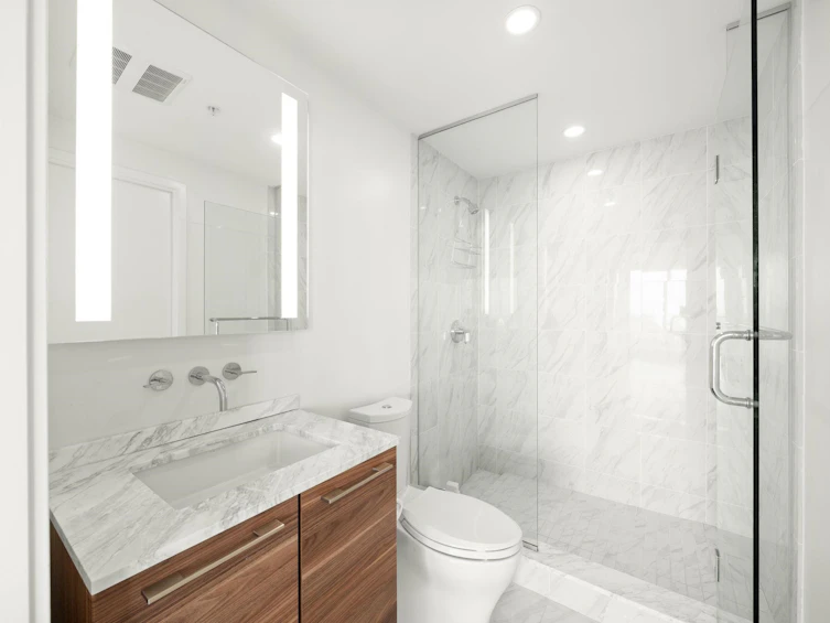 1808-8555 Granville Street, Vancouver, BC, V6P 0C3 - 18
