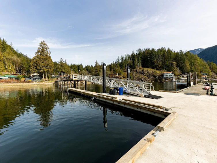 6 Brighton Beach, North Vancouver, BC - 25