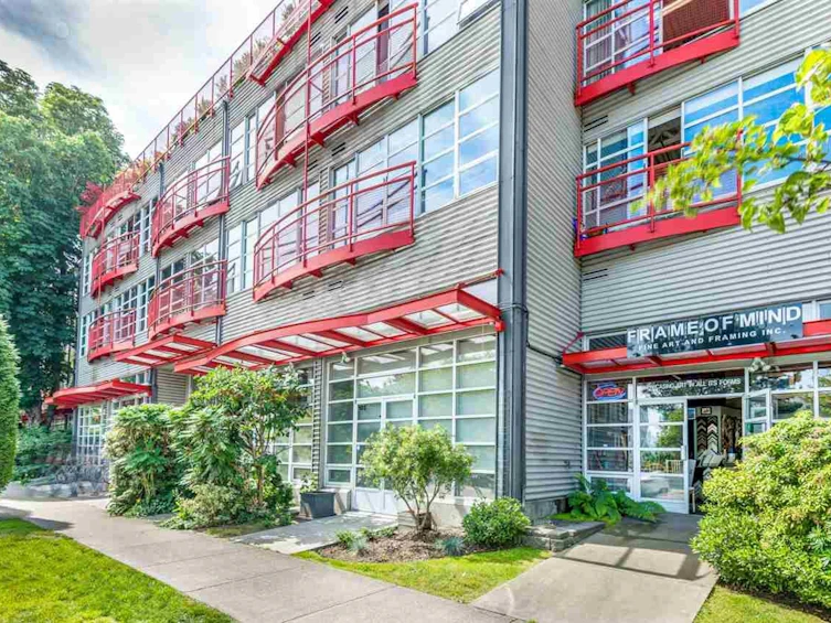 305-350 E 2nd Avenue, Vancouver, BC, V5T 4R8 - 2