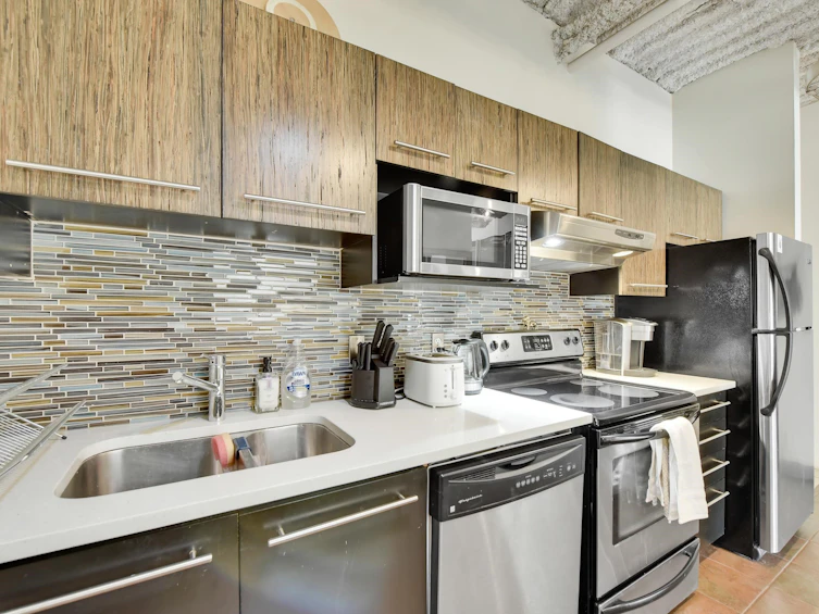 305-350 E 2nd Avenue, Vancouver, BC, V5T 4R8 - 12