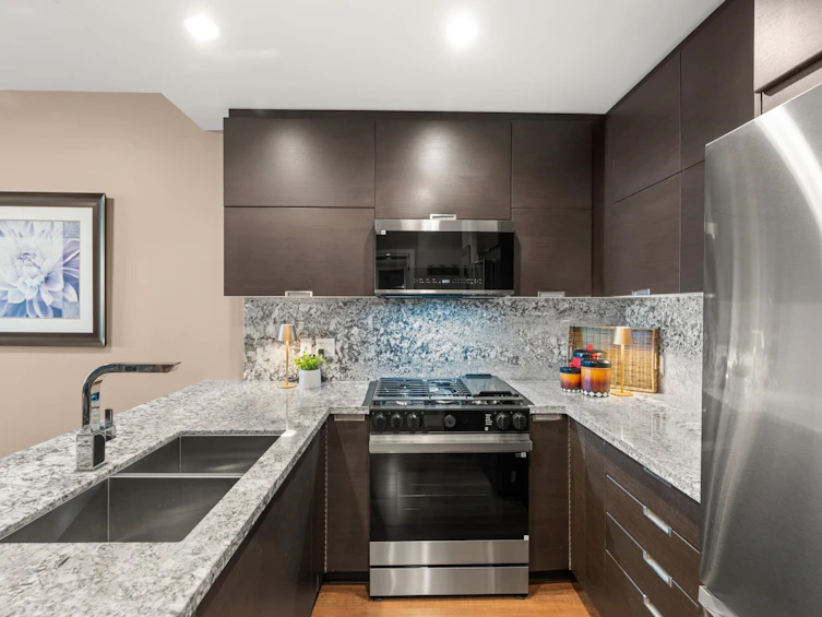 2006-2077 Rosser Avenue, Burnaby, BC, V5C 0G6 - 5