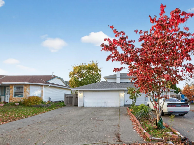 12079 84a Avenue, Surrey, BC, V3W 0S7 - 11