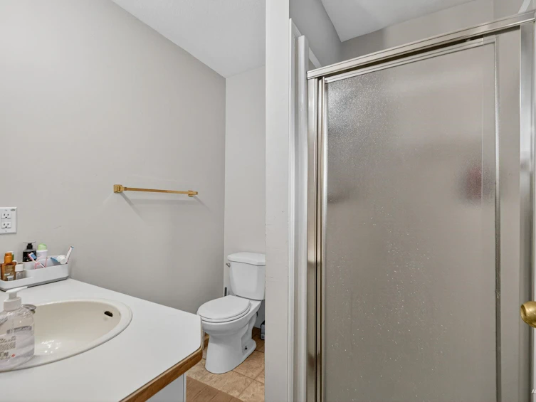 12079 84a Avenue, Surrey, BC, V3W 0S7 - 17