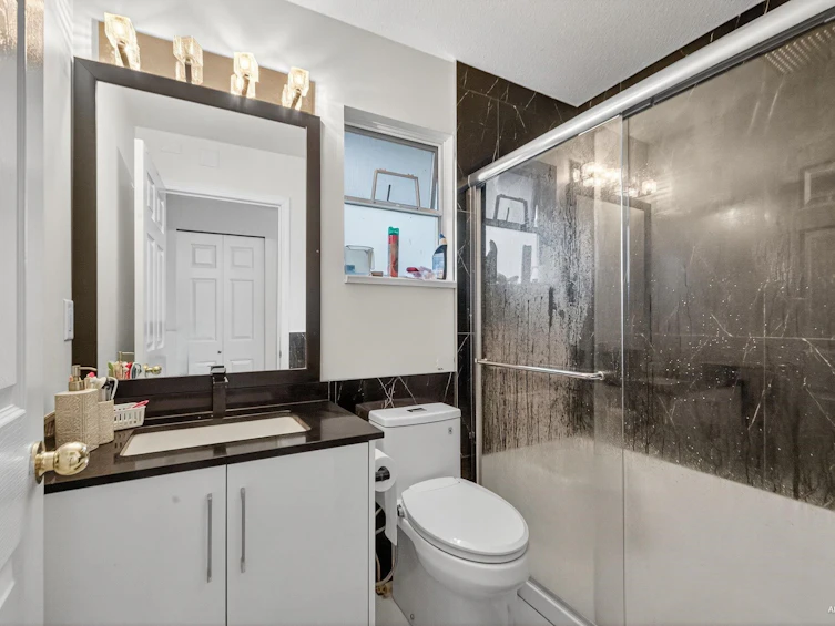 12079 84a Avenue, Surrey, BC, V3W 0S7 - 14