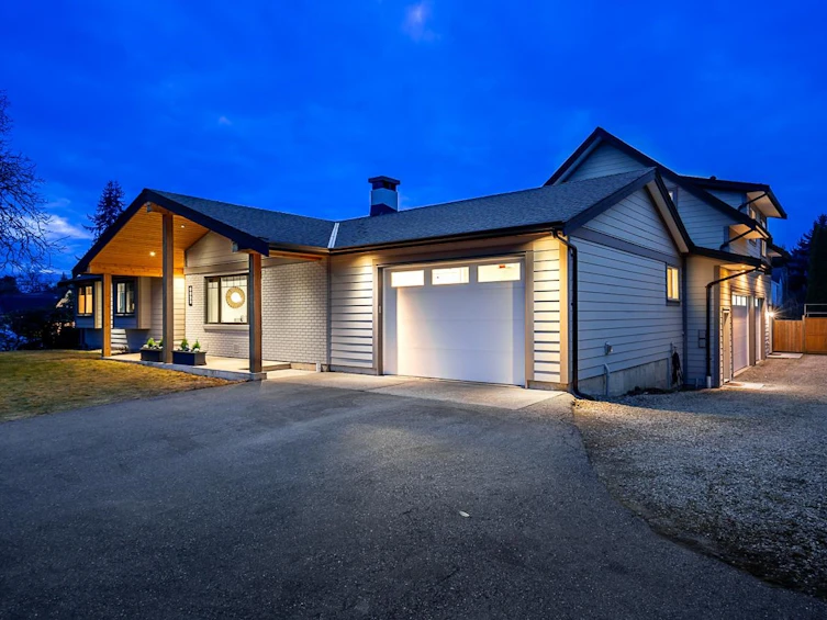 5823 246 Street, Langley, BC, V2Z 1H1 - 2