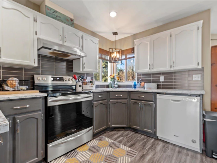 32747 Mcrae Avenue, Mission, BC, V2V 2L8 - 22