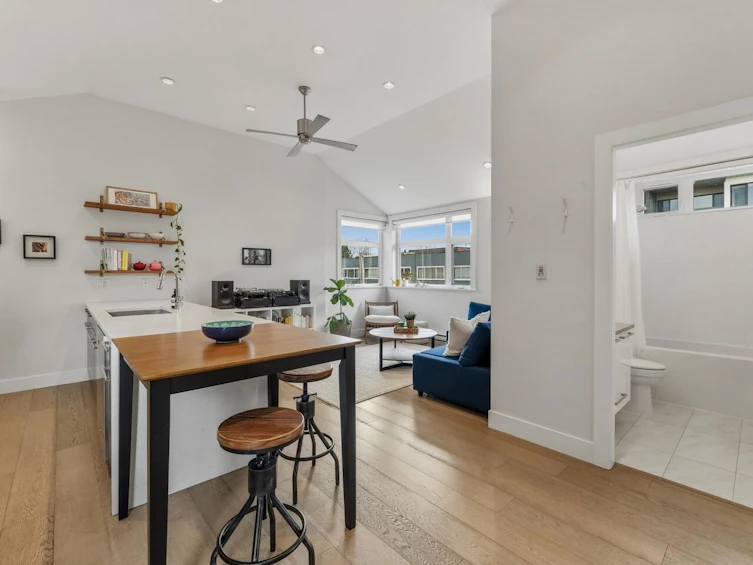 1681 Kitchener Street, Vancouver, BC, V5L 2W1 - 13