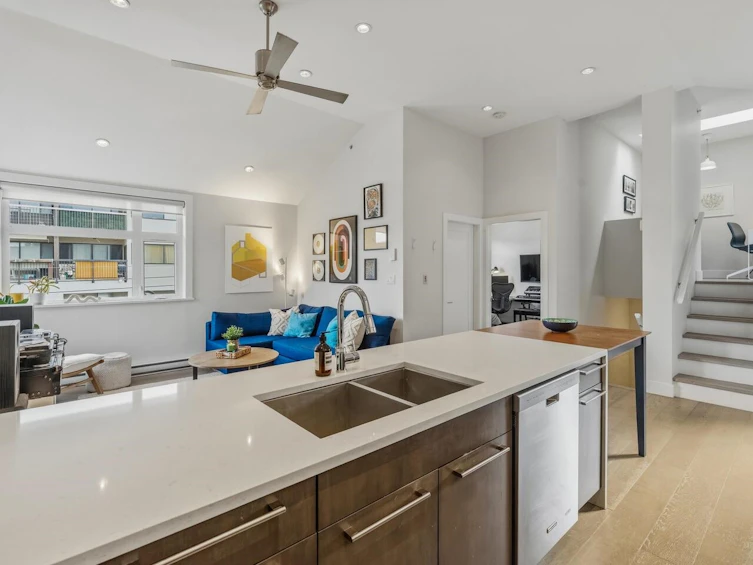 1681 Kitchener Street, Vancouver, BC, V5L 2W1 - 12