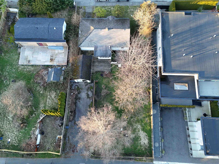 14068 North Bluff Road, Surrey, BC, V4B 3C3 - 3