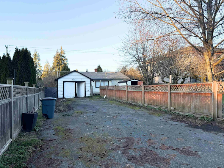 14068 North Bluff Road, Surrey, BC, V4B 3C3 - 5