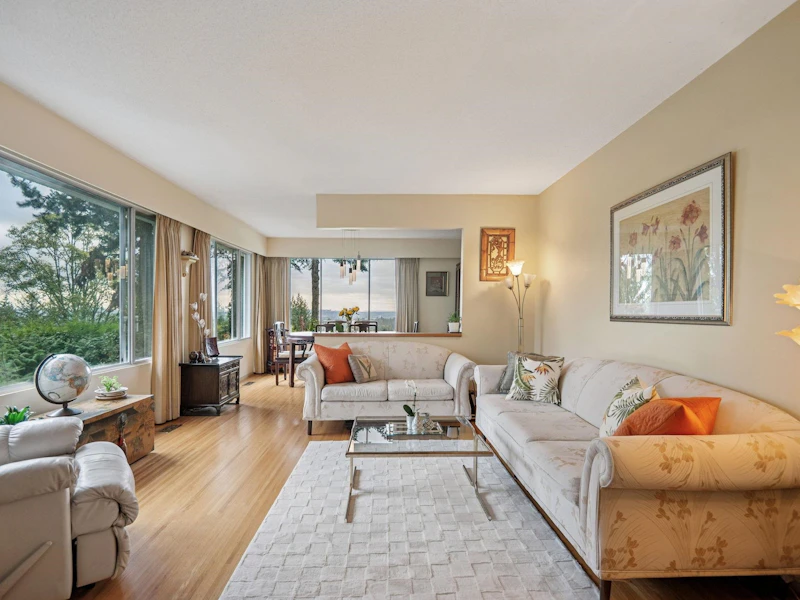 1089 Kilmer Road, North Vancouver BC V7K 1P9