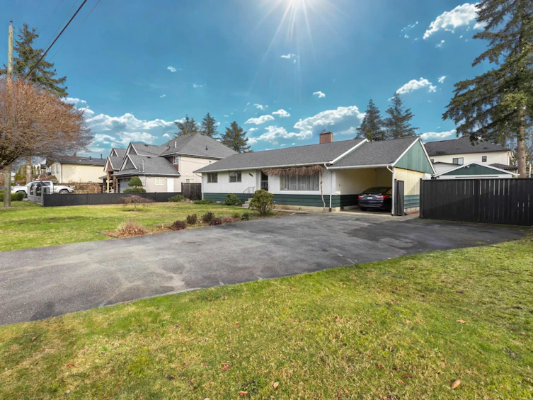 8736 154 Street, Surrey, BC, V3S 3N6 - 4
