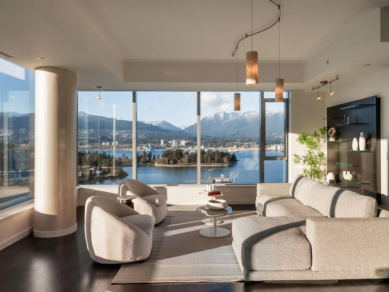 2201 - 277 Thurlow Street, Vancouver BC V6C 0C1