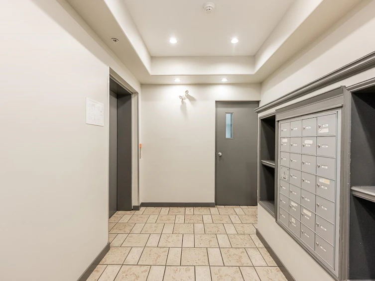 403-3939 Hastings Street, Burnaby, BC, V5C 2H8 - 6