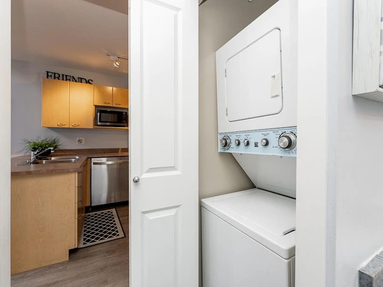 403-3939 Hastings Street, Burnaby, BC, V5C 2H8 - 20