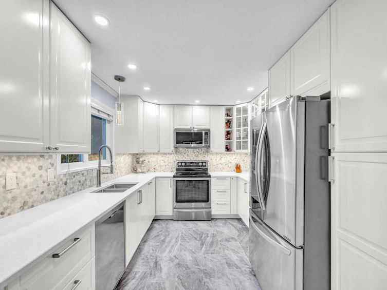 3539 Napier Street, Vancouver, BC, V5K 2X8 - 11