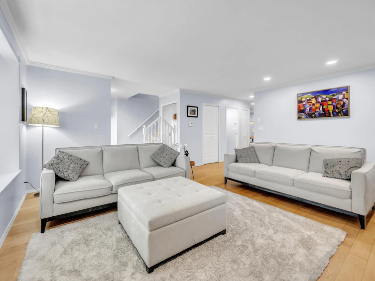 3539 Napier Street, Vancouver, BC, V5K 2X8 - 4