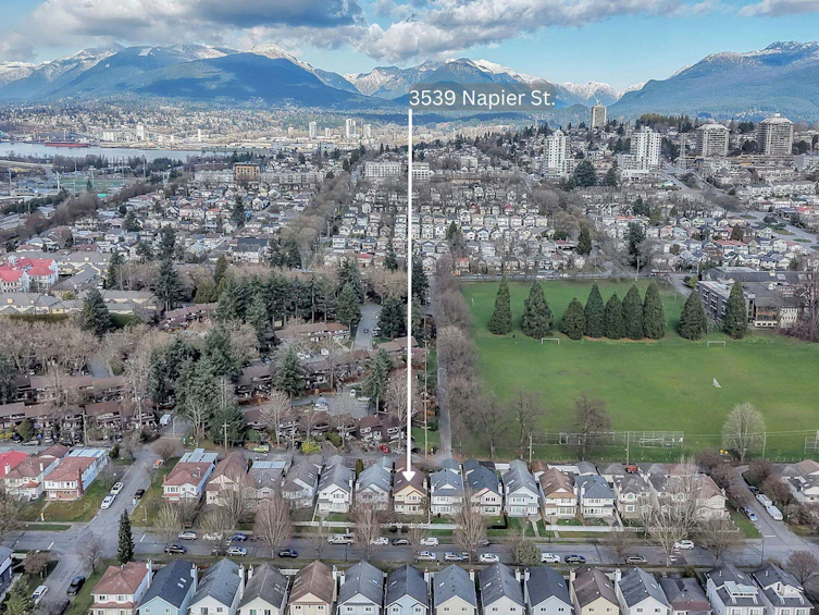 3539 Napier Street, Vancouver, BC, V5K 2X8 - 28
