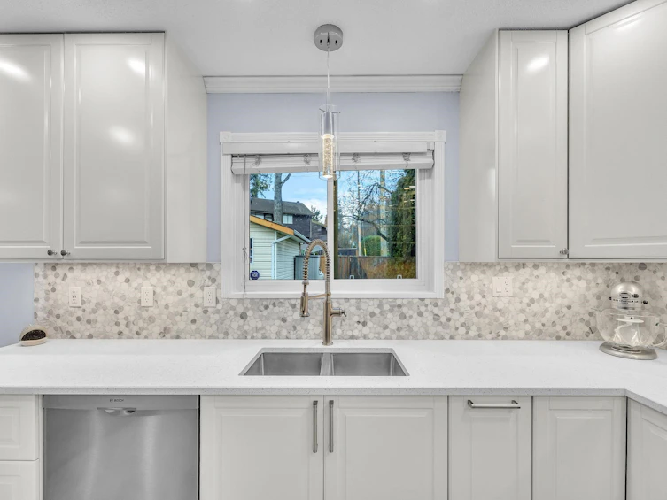 3539 Napier Street, Vancouver, BC, V5K 2X8 - 12