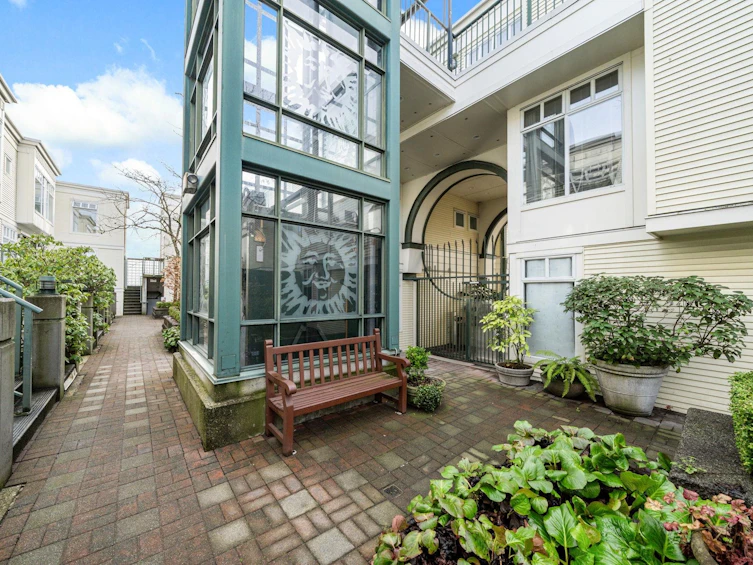 301-3727 W 10 Avenue, Vancouver, BC, V6R 2G5 - 24
