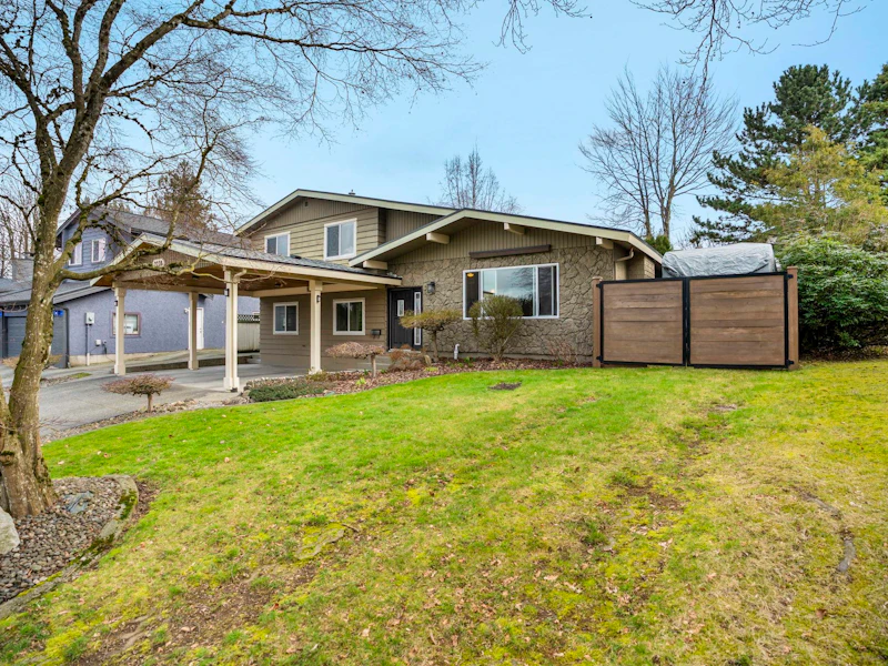 2228 Guilford Drive, Abbotsford BC V2S 4Z4