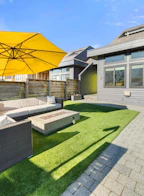 256 W 5th Street