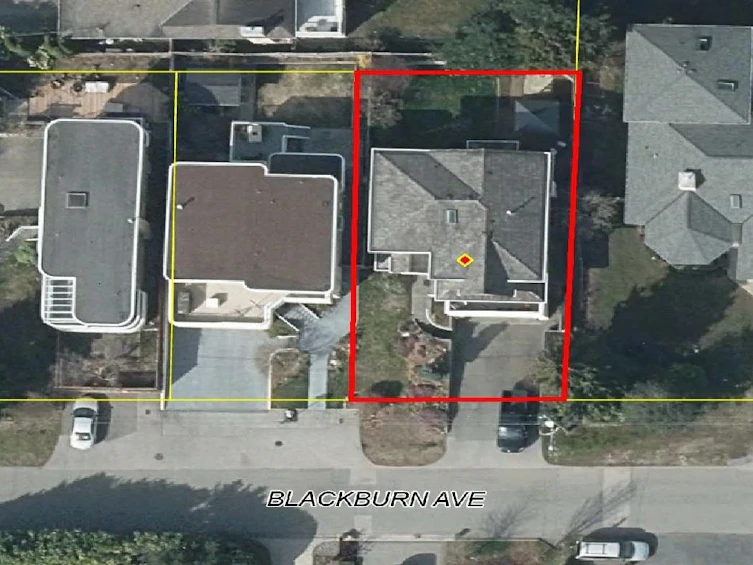 14027 Blackburn Avenue, Surrey, BC, V4B 2Z6 - 35