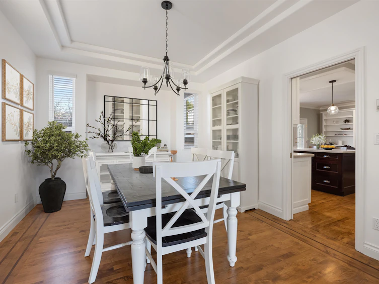 14027 Blackburn Avenue, Surrey, BC, V4B 2Z6 - 8