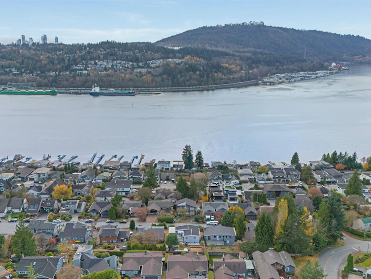 3 Crawford Bay, Port Moody, BC, V3H 3N3 - 34