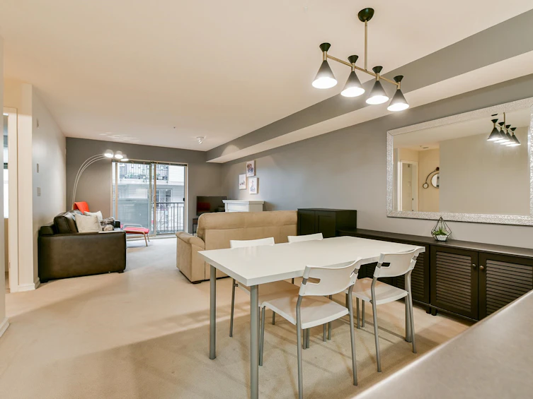 313-10088 148 Street, Surrey, BC, V3R 3M9 - 4