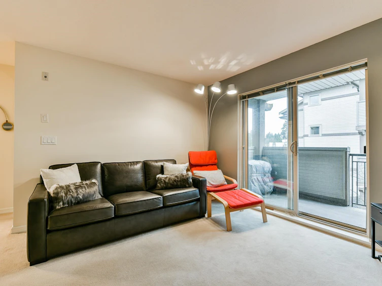 313-10088 148 Street, Surrey, BC, V3R 3M9 - 2