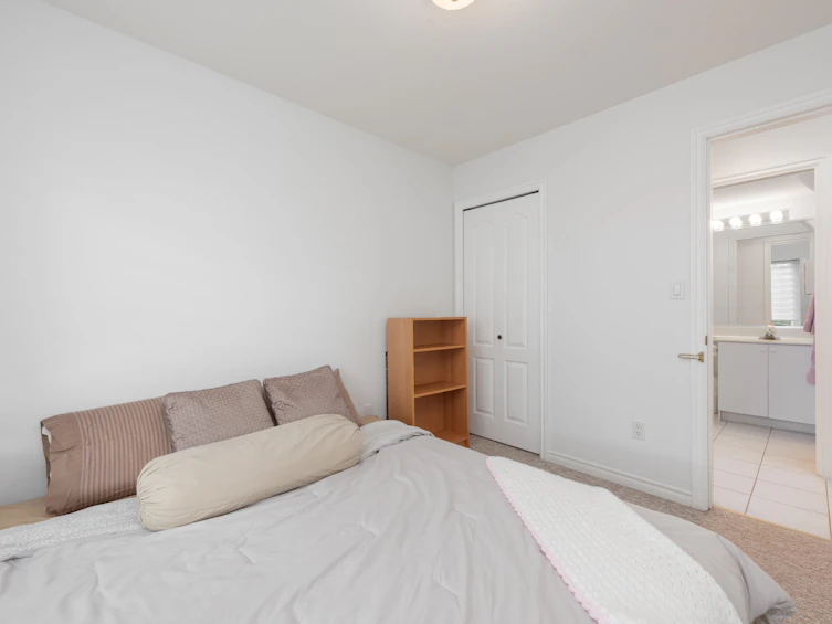 2423 E 4th Avenue, Vancouver, BC, V5M 1K1 - 32