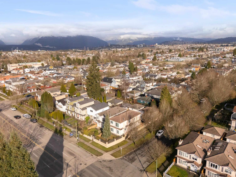 2423 E 4th Avenue, Vancouver, BC, V5M 1K1 - 37