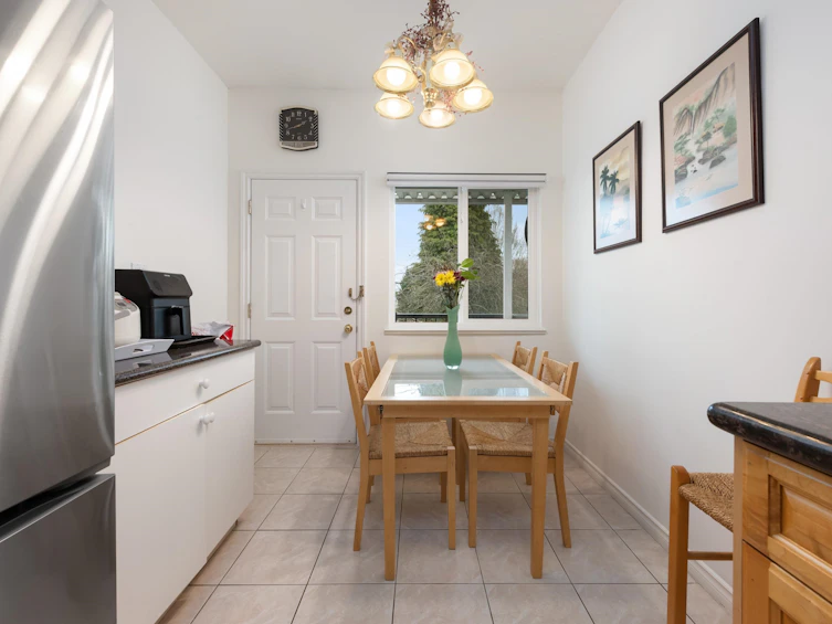 2423 E 4th Avenue, Vancouver, BC, V5M 1K1 - 9