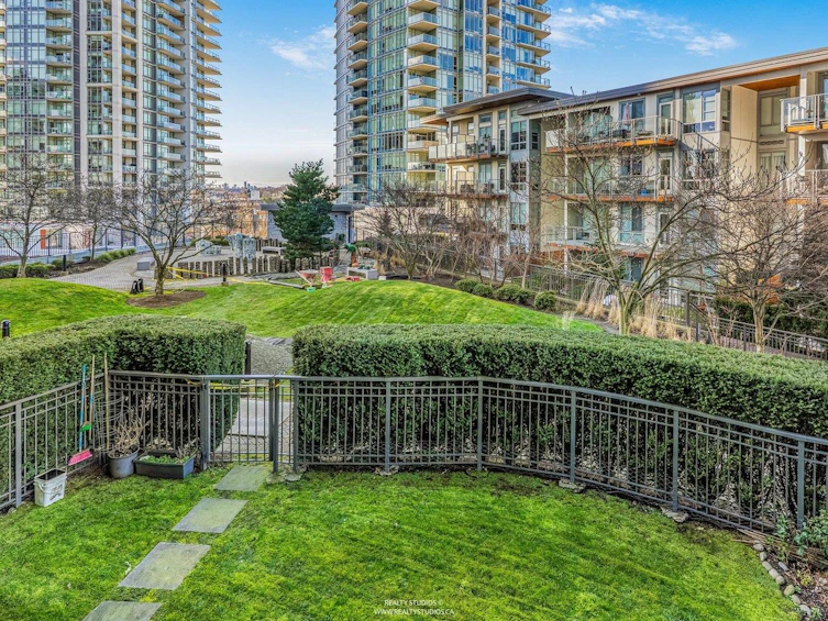 303-4189 Halifax Street, Burnaby, BC, V5C 0H9 - 29