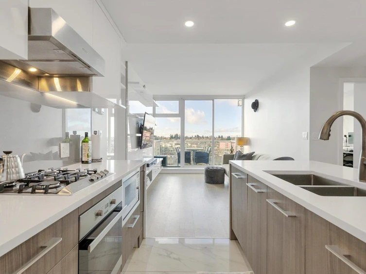 1106-2221 E 30th Avenue, Vancouver, BC, V5N 0G6