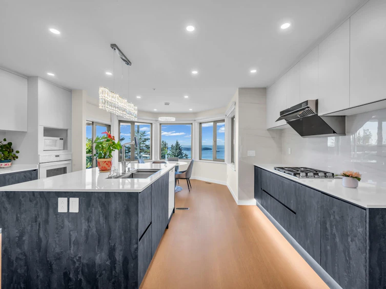 2662 Chelsea Place, West Vancouver, BC, V7S 3E5 - 14
