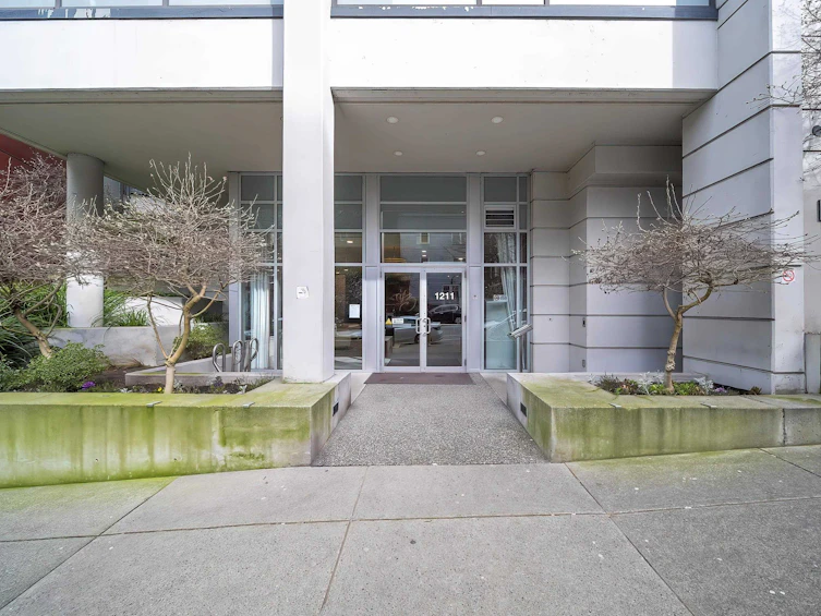303-1211 Melville Street, Vancouver, BC, V6E 0A7 - 29