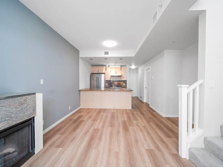 303-1211 Melville Street, Vancouver, BC, V6E 0A7 - 2