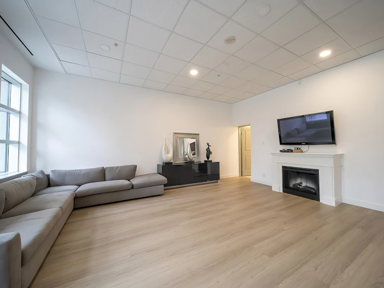 303-1211 Melville Street, Vancouver, BC, V6E 0A7 - 30