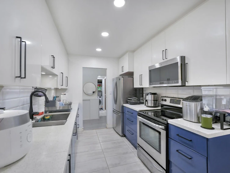 106-8720 No. 1 Road, Richmond, BC, V7C 4L5 - 4