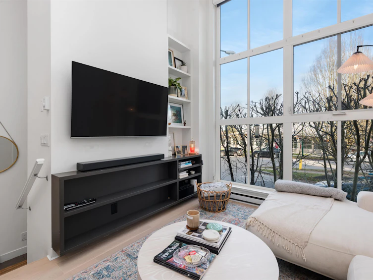 3429 Porter Street, Vancouver, BC, V5N 4H2 - 3