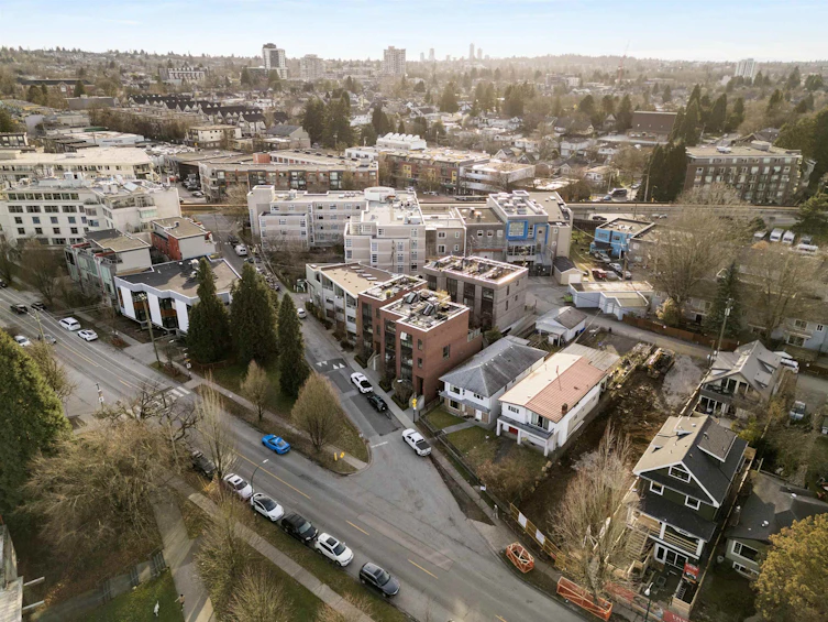 3429 Porter Street, Vancouver, BC, V5N 4H2 - 39